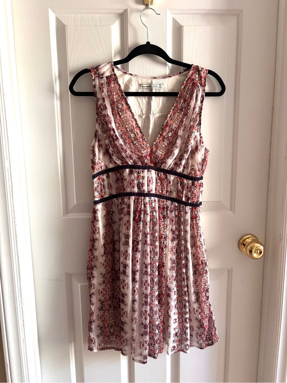 Abercrombie & Fitch Pink and Burgundy Floral V-Neck Mini Dress